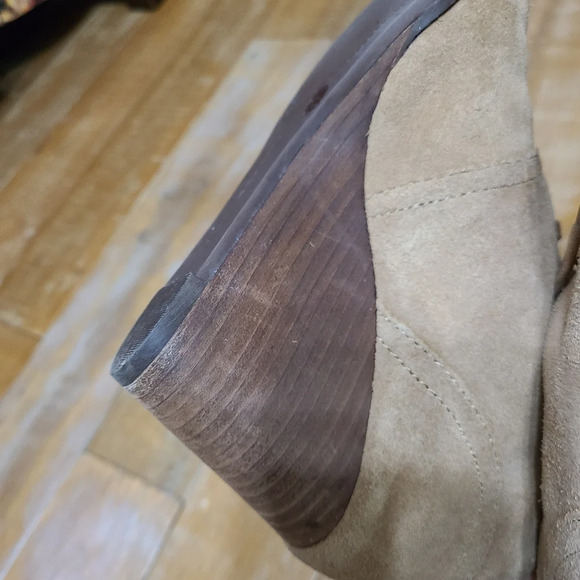 Lucky Brand Shylow Tan Suede Leather 3 inch Wedge Lace Up Ankle Booties Size 8.5 - Picture 10 of 13